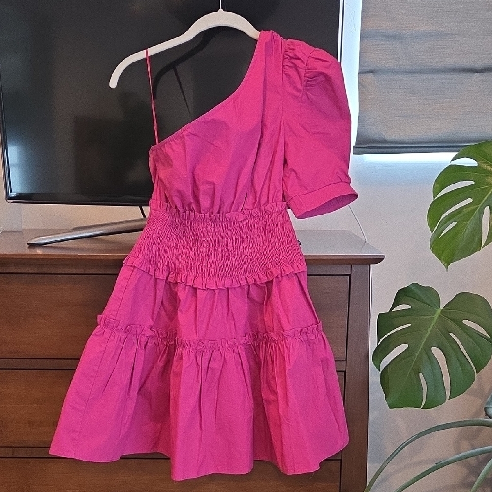 En Saison Fuchsia Pink One-Shoulder Cotton Mini Fit And Flair Dress.  NWT.